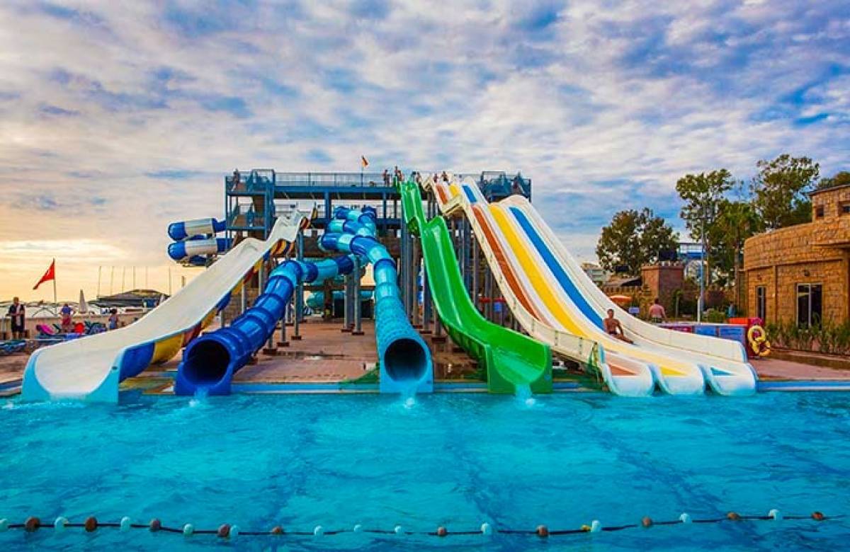 AQUA PARK TURKLER